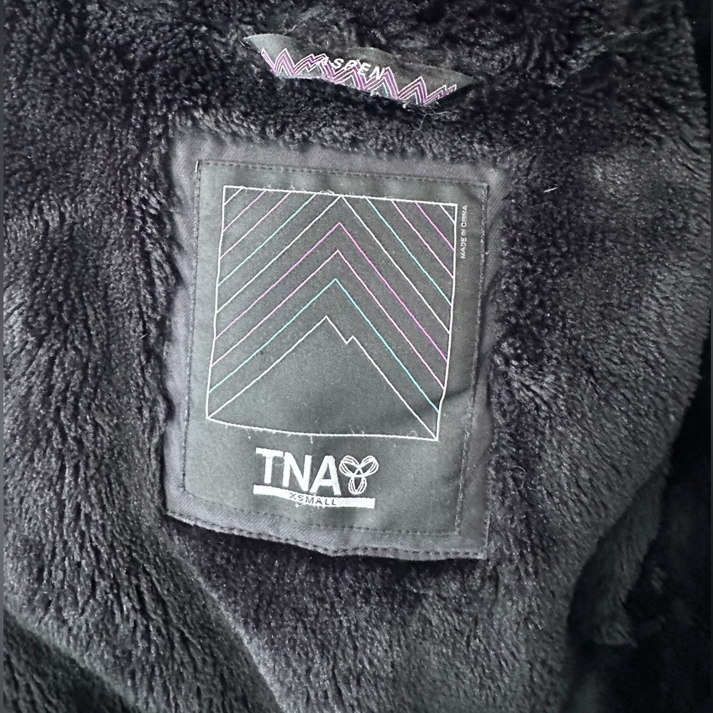 ❌SOLD❌TNA | Aritzia Black Aspen Parka - XS - Picture 7 of 7